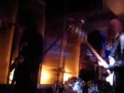 Toy - Fall Out Of Love (Live @ The Social, London, 21/12/13)