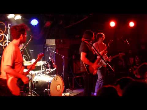 Parquet Courts - Instant Disassembly (live in Athens @An Club)