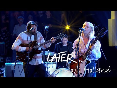 LUMP (Laura Marling and Tunng’s Mike Lindsay) perform Curse of the Contemporary on Later… with Jools